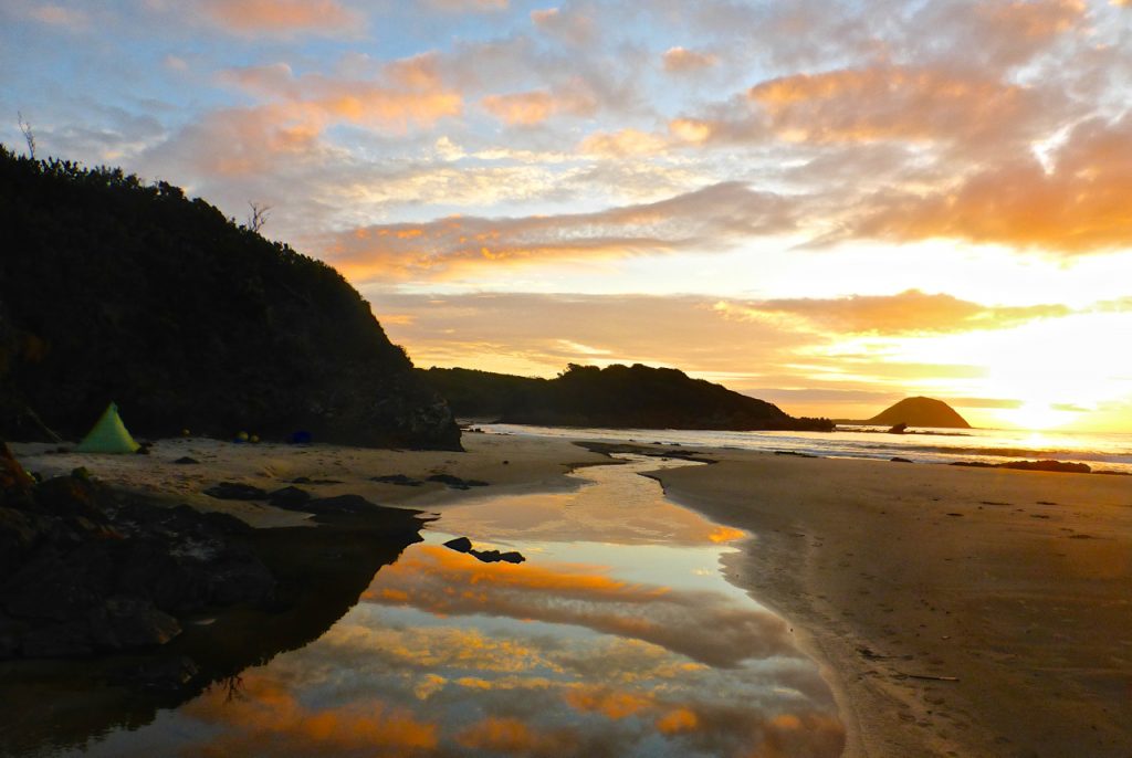 Sunset at Evans Creek | SW Tasmania Traverse